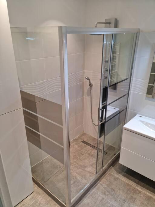 Appartement 2 Pieces Ницца Экстерьер фото