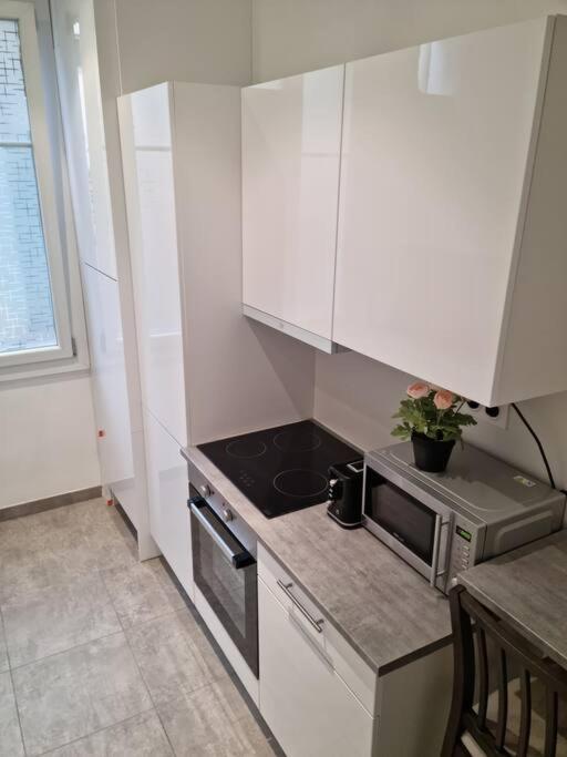 Appartement 2 Pieces Ницца Экстерьер фото