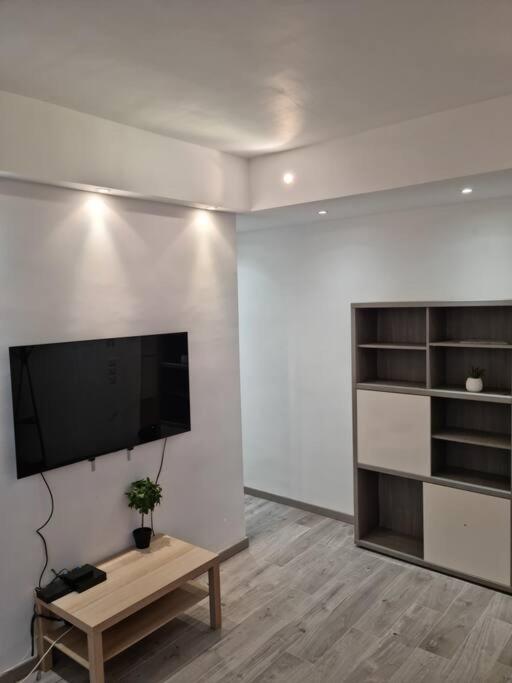 Appartement 2 Pieces Ницца Экстерьер фото